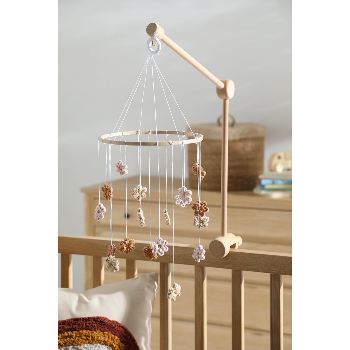 Himmelblom Baby Mobile