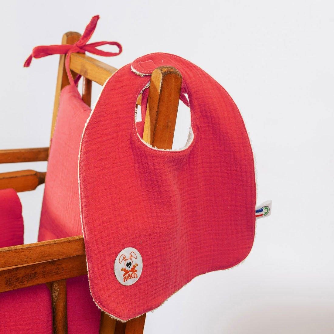Slabbetje van biologisch katoen - rood - FamilyStuff