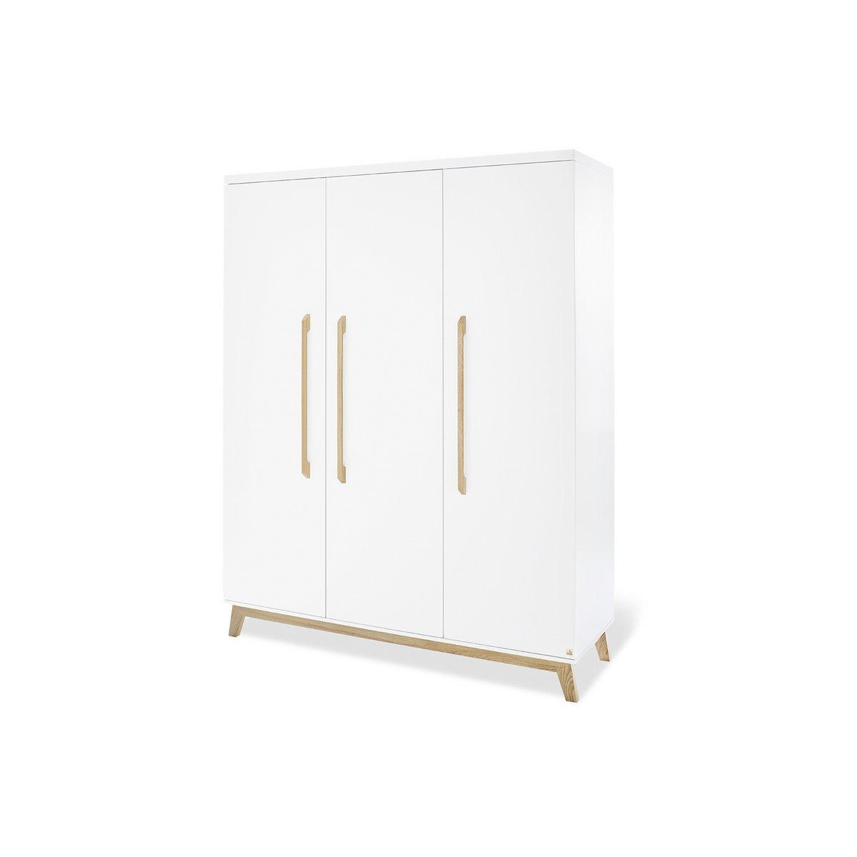 Babykamer Riva: ledikant, commode en 3 - deurs kledingkast - FamilyStuff