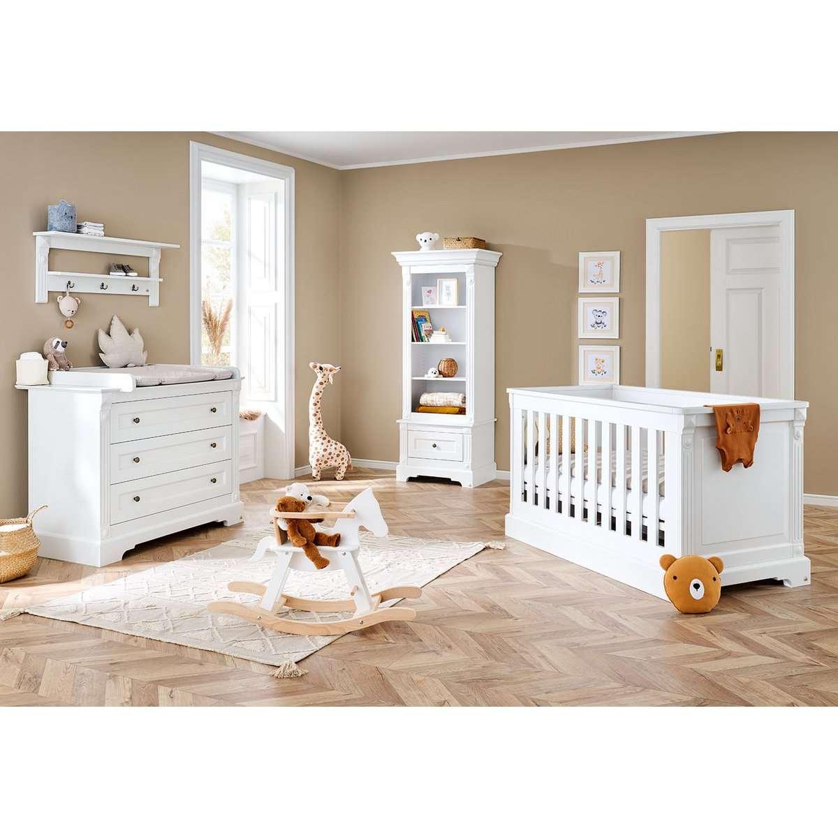 Babykamerset Emilia: ledikant, commode en wandplank - FamilyStuff