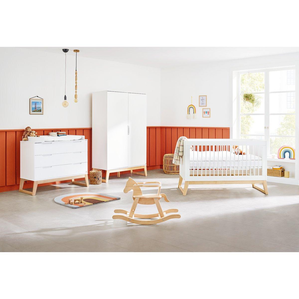 Babykamerset Bridge: ledikant, commode en 2 - deurs kledingkast - FamilyStuff