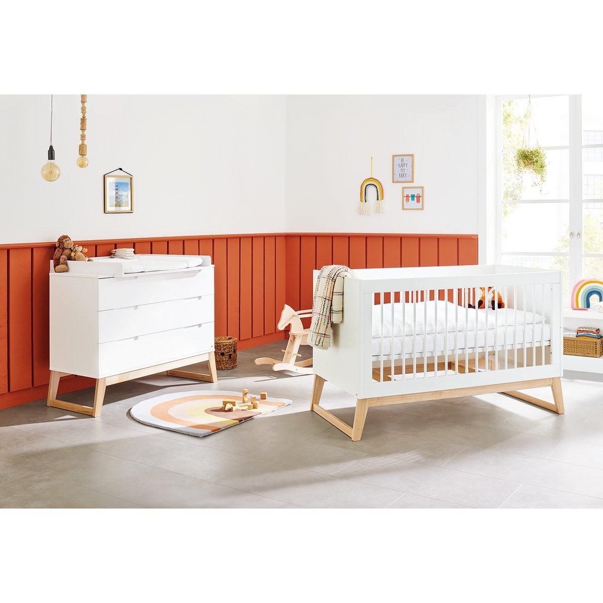 Babykamerset Bridge: ledikant en commode - FamilyStuff