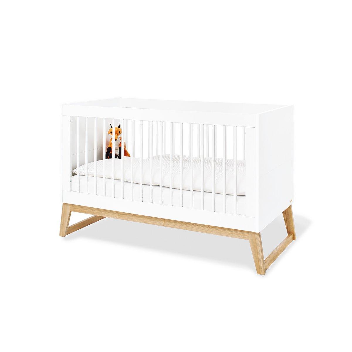 Babykamerset Bridge: ledikant en commode - FamilyStuff