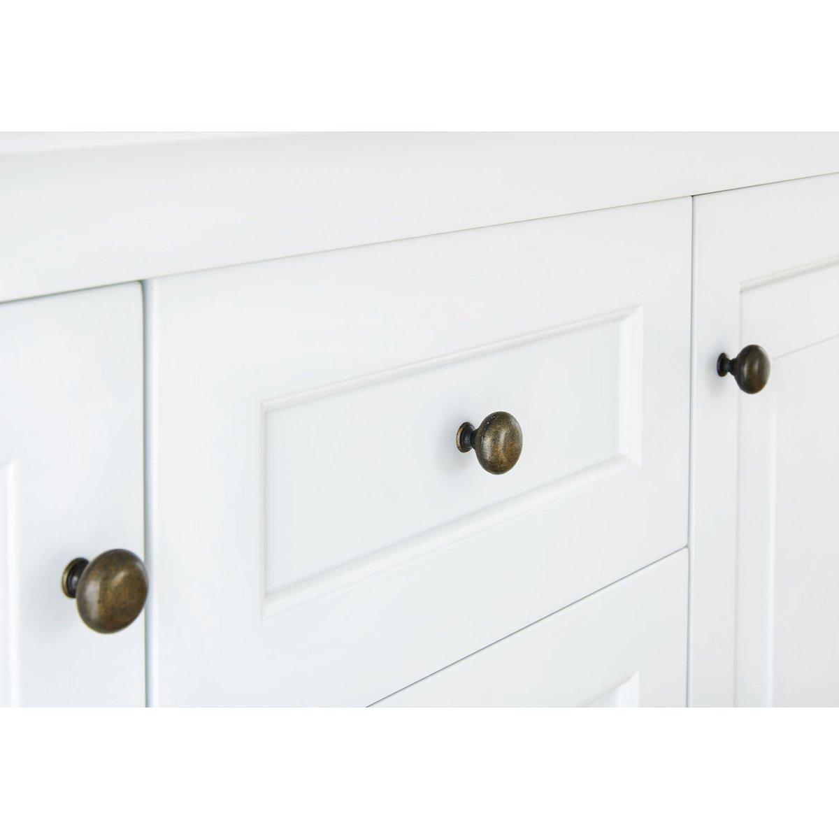 Babykamerset Emilia: ledikant, brede commode, 2 - deurs kledingkast en wandplank - FamilyStuff