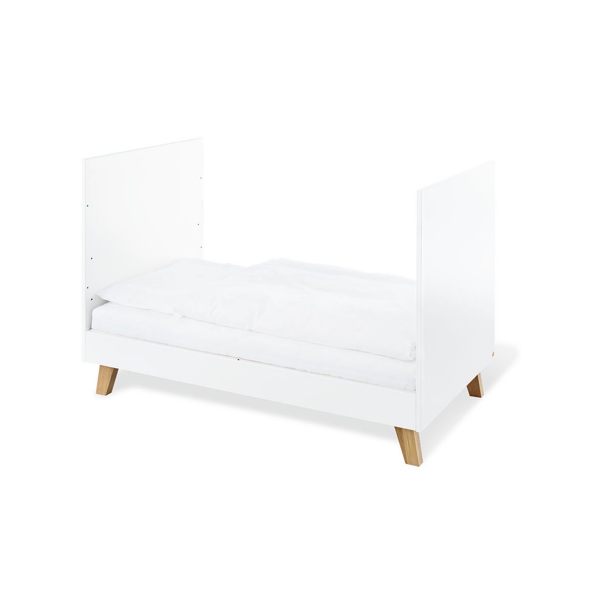Complete babykamer set Pan breed - Wit met ledikant, commode & kledingkast - FamilyStuff