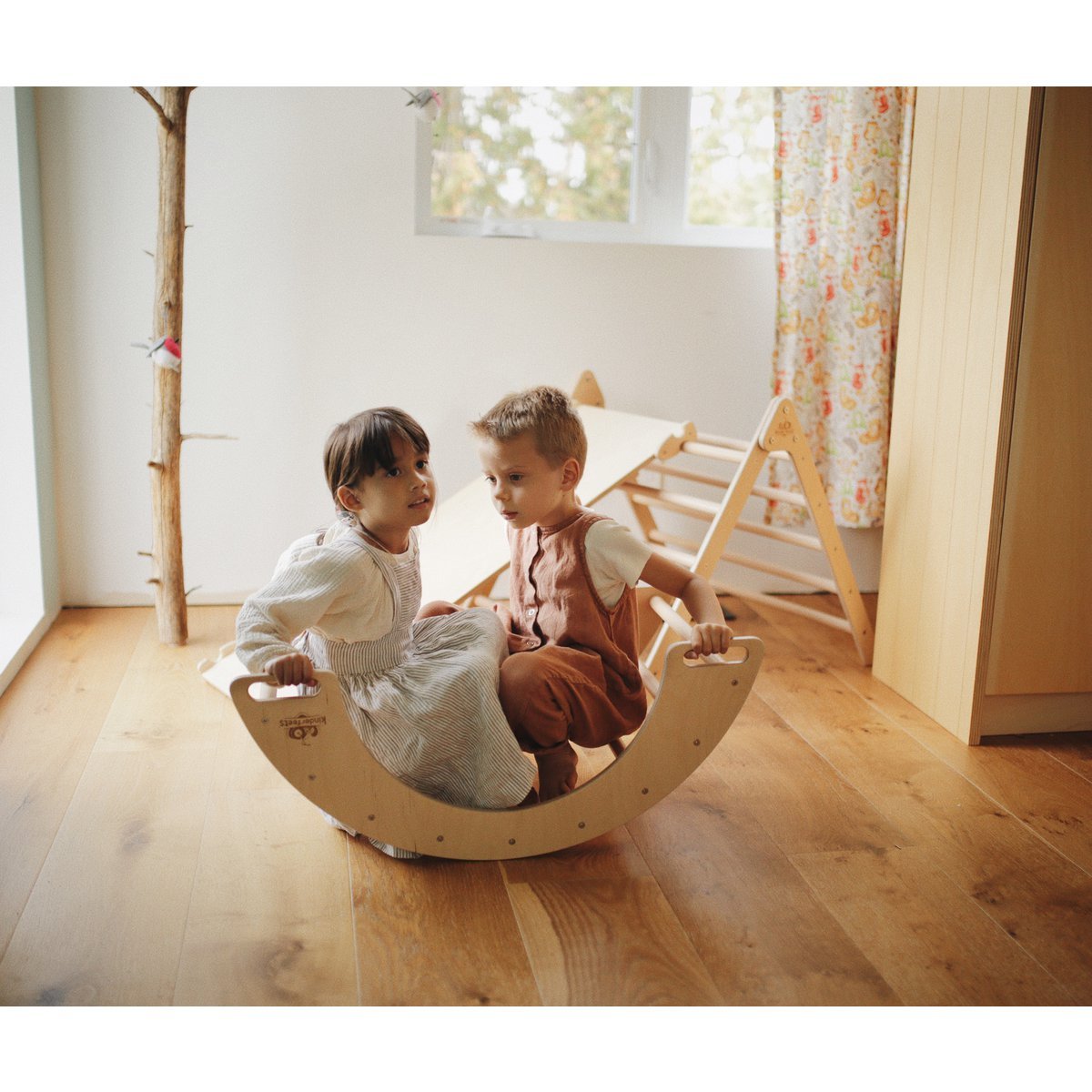 Kinderfeets Houten Pikler - Schommel - en Klimboog - FamilyStuff