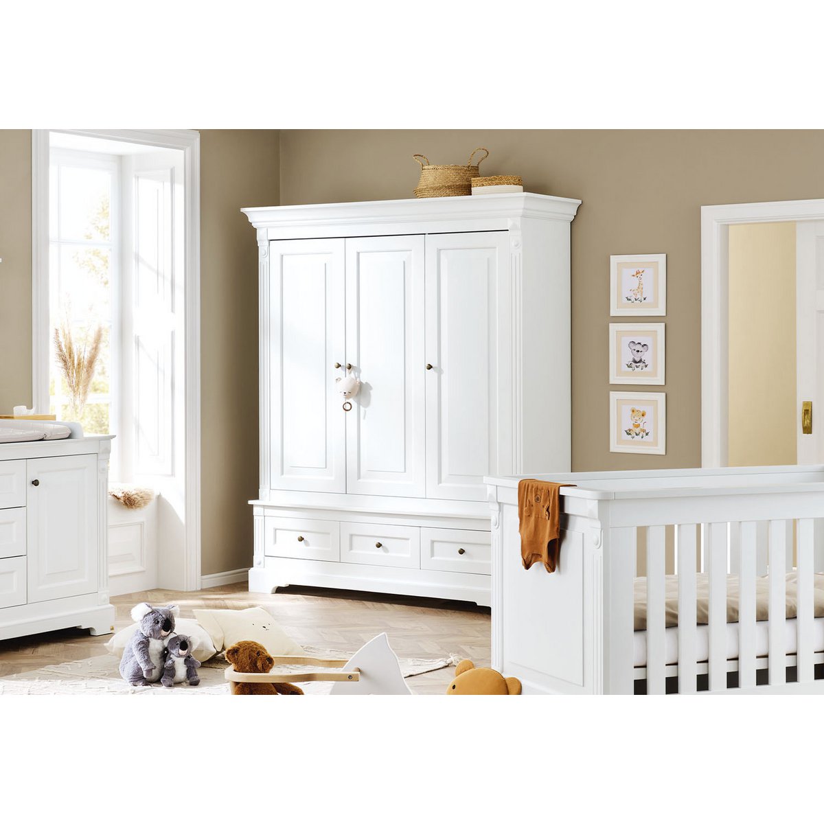 Kledingkast 'Emilia' groot - FamilyStuff