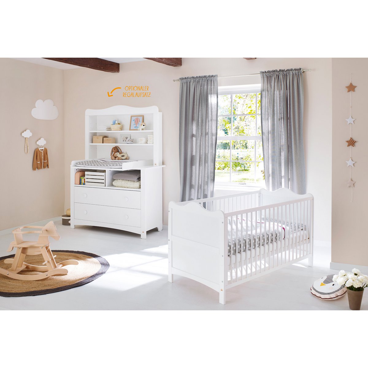 Babykamer Florentina wit: ledikant en extra brede commode met plank