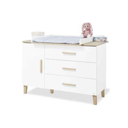 Babykamer 'lumi' 3 delig – Tijdloos design met extra ruimte en warme houtaccenten