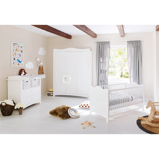 Babykamer Florentina wit: ledikant, brede commode en 2 - deurs kledingkast - FamilyStuff