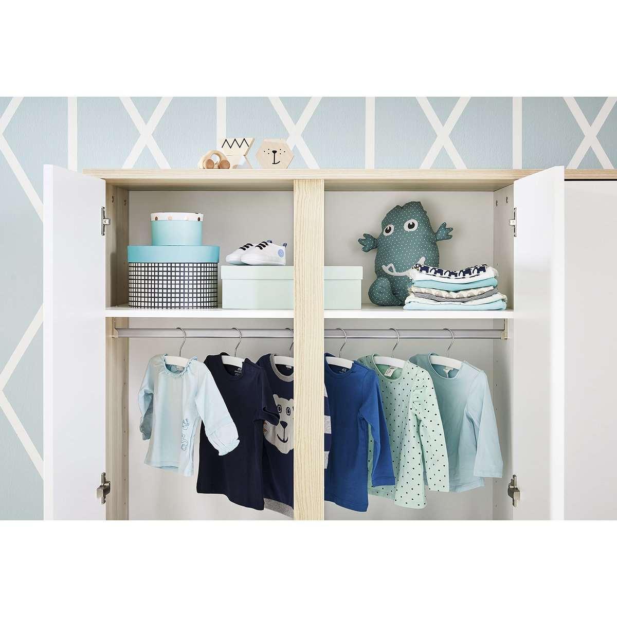 Babykamer Flow: ledikant, commode en 3 - deurs Kledingkast - FamilyStuff
