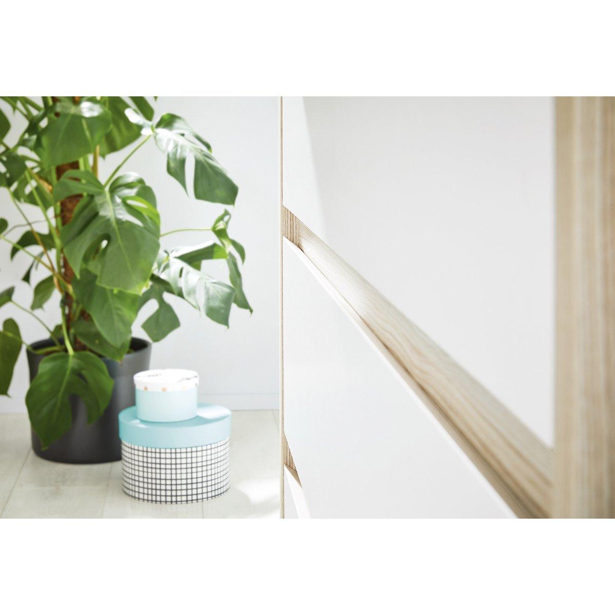 Babykamer Flow: ledikant, commode en 3 - deurs Kledingkast - FamilyStuff
