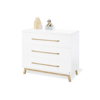 Babykamer Riva: ledikant, commode, 2 - deurs kledingkast - FamilyStuff
