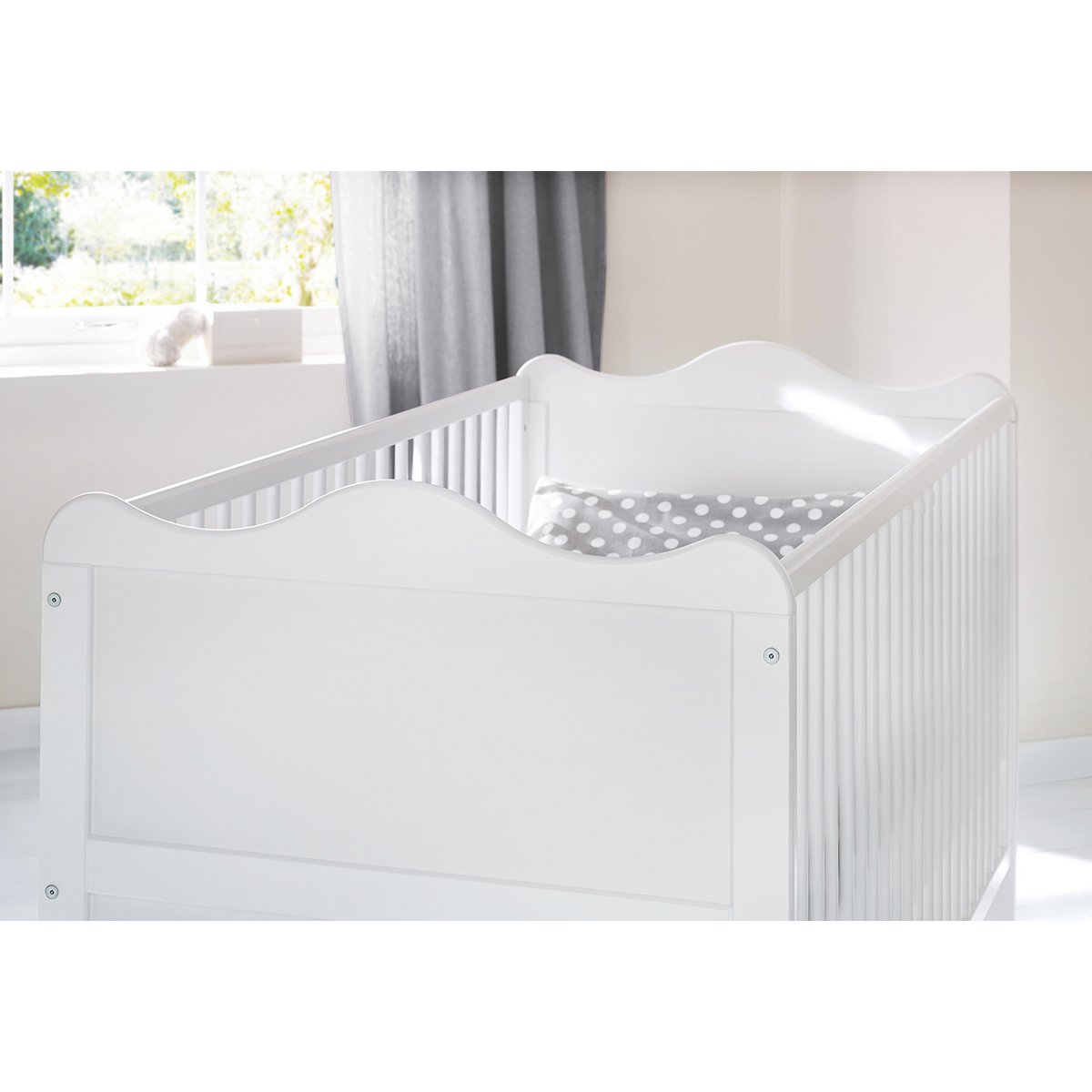 Complete babykamer set Florentina extra breed - Wit met ledikant, extra brede commode & kledingkast - FamilyStuff