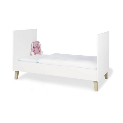 Babykamer 'lumi' 3 delig – Tijdloos design met extra ruimte en warme houtaccenten