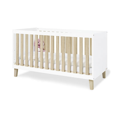 Babykamer 'lumi' 3 delig – Tijdloos design met extra ruimte en warme houtaccenten